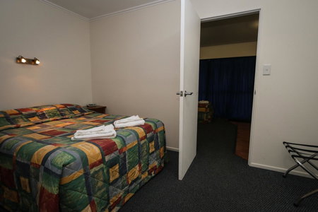 New Plymouth TOP 10 Holiday Park, New Plymouth, New Zealand