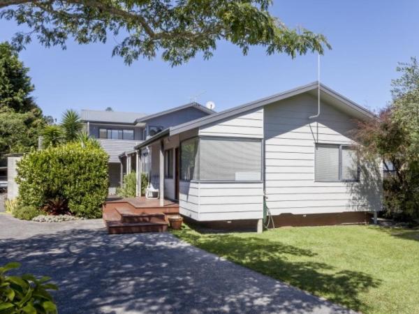 Hahei Beach House - 3 Bedroom, New Zealand