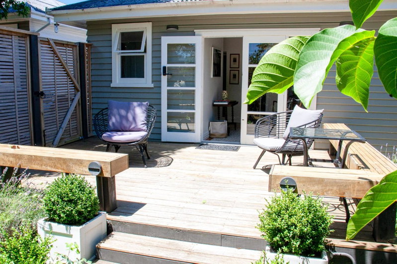 The Alchemist Retreat, Private Studio in Carterton, Carterton, New Zealand