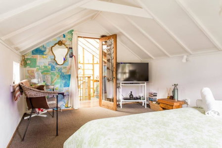 Waiheke Island Guesthouse, Ostend, New Zealand