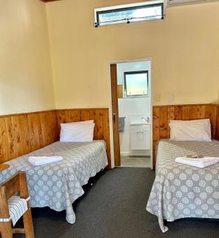 Mystery Creek Motel, Hamilton, New Zealand