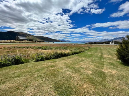 Church House Beside the Lake, Lake Tekapo, New Zealand