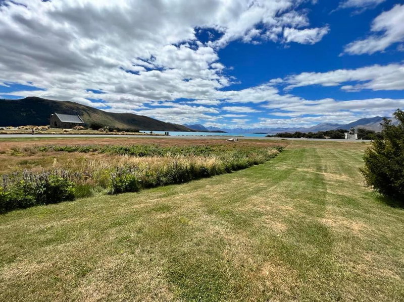 Church House Beside the Lake, Lake Tekapo, New Zealand