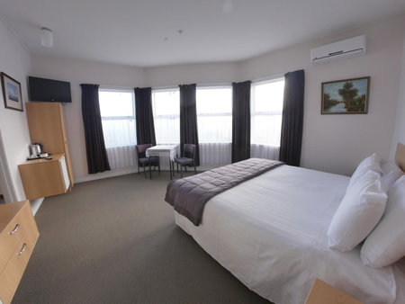Masonic Hotel, Waitara, New Zealand