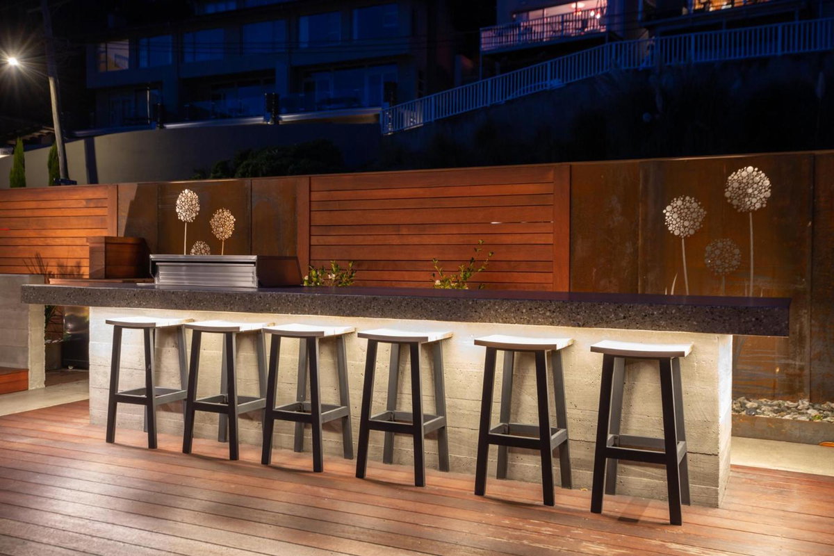 Centrally Located - Hot Tub & Amazing Outside Area, New Zealand