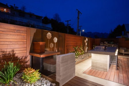 Centrally Located - Hot Tub & Amazing Outside Area, Queenstown, New Zealand