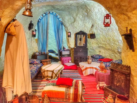 Grotte Thami, Bhalil, Morocco