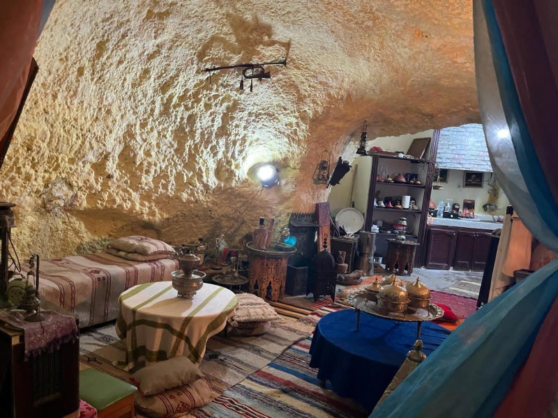 Grotte Thami, Bhalil, Morocco