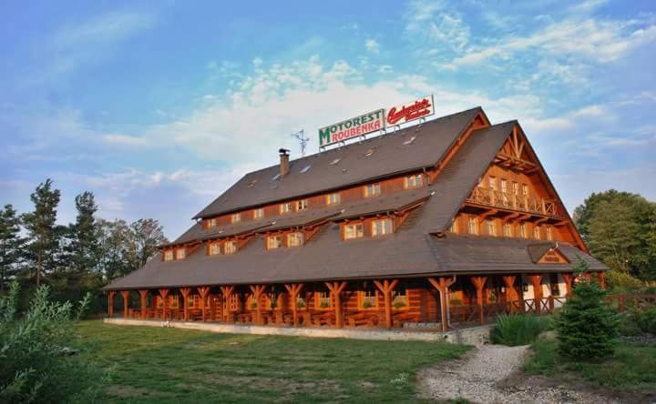 Motel Roubenka, Týniště nad Orlicí, Czechia