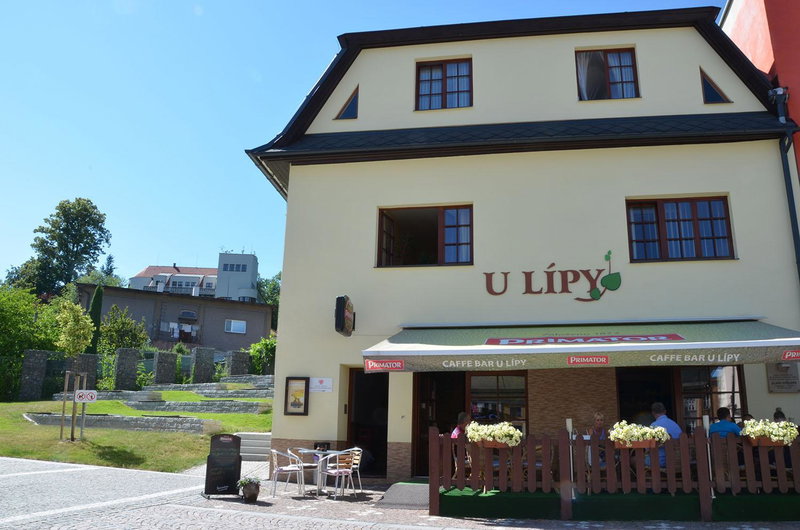 Ubytování u lípy, Náchod, Czechia