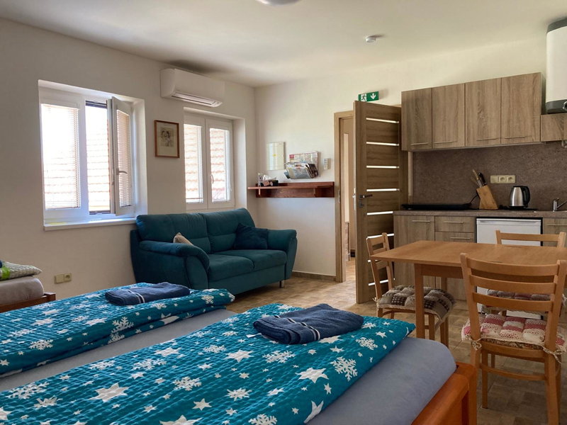Apartmány s klimatizací - Penzion U Kudláčků Pouzdřany, Pouzdřany, Czechia