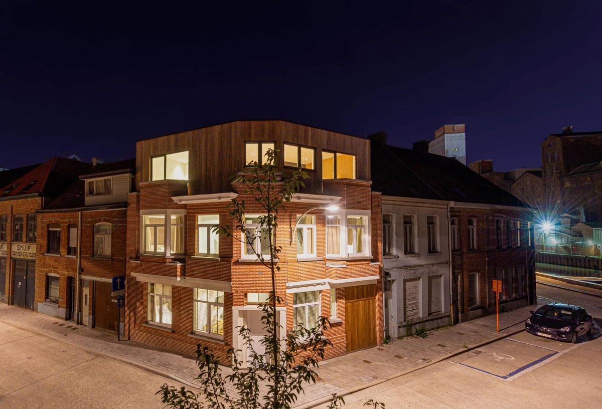 Hotel · Mooiwater, Deinze