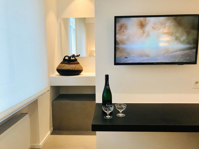 VILLA FER-GUY " Beeldige Suite met parking, nabij strand en casino", Knokke-Heist, Belgium