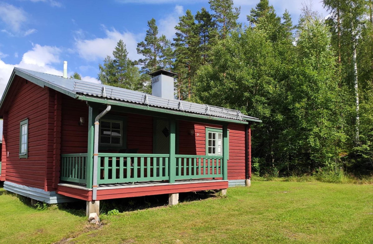 Hotel · Ekesberget Stugby Retro stuga 9, Ekshärad