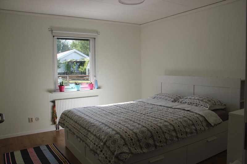 Private room for rent in a villa with garden view, Älmhult, Sweden