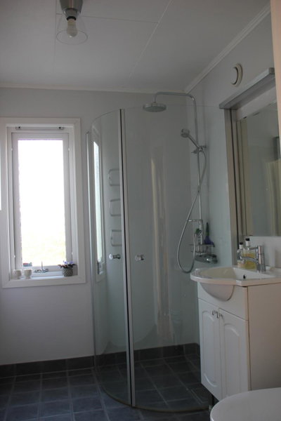 Private room for rent in a villa with garden view, Älmhult, Sweden