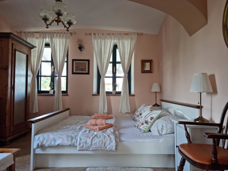 Taverna 1860 Rooms & Apartments, Sesvete, Croatia