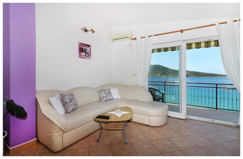 Apartmani Petra, Primošten, Croatia