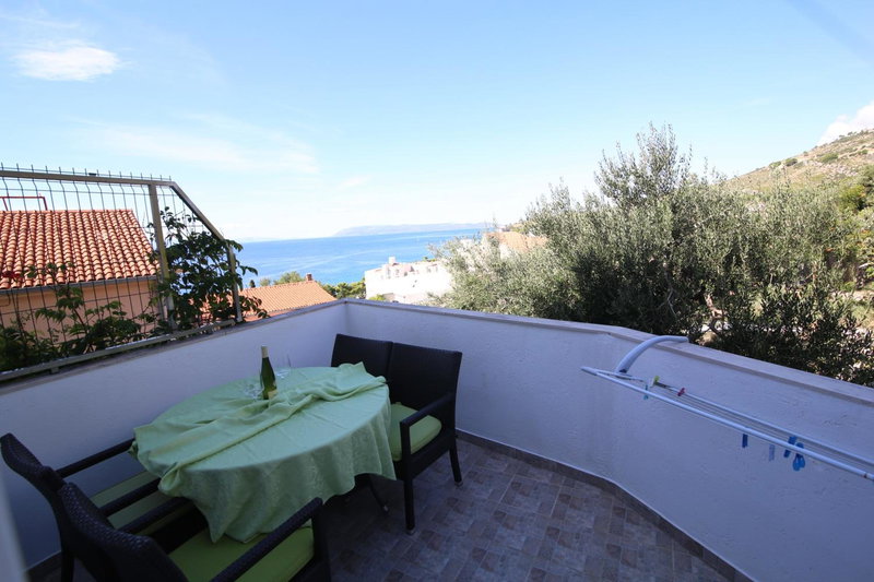 Apartments Viola, Tučepi, Croatia