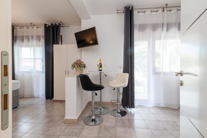 Apartments Bozan, Trogir, Croatia