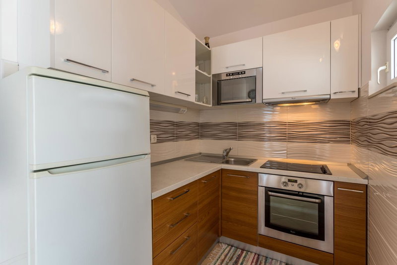 Apartments Drago Kovačić, Omiš, Croatia