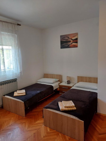 Elena Rooms, Pasjak, Croatia