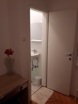 Elena Rooms, Pasjak, Croatia