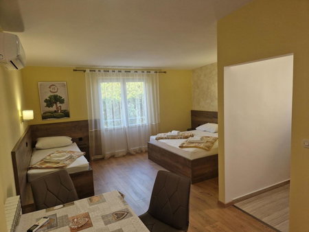 Apartment and Rooms Amenka, Novalja, Croatia