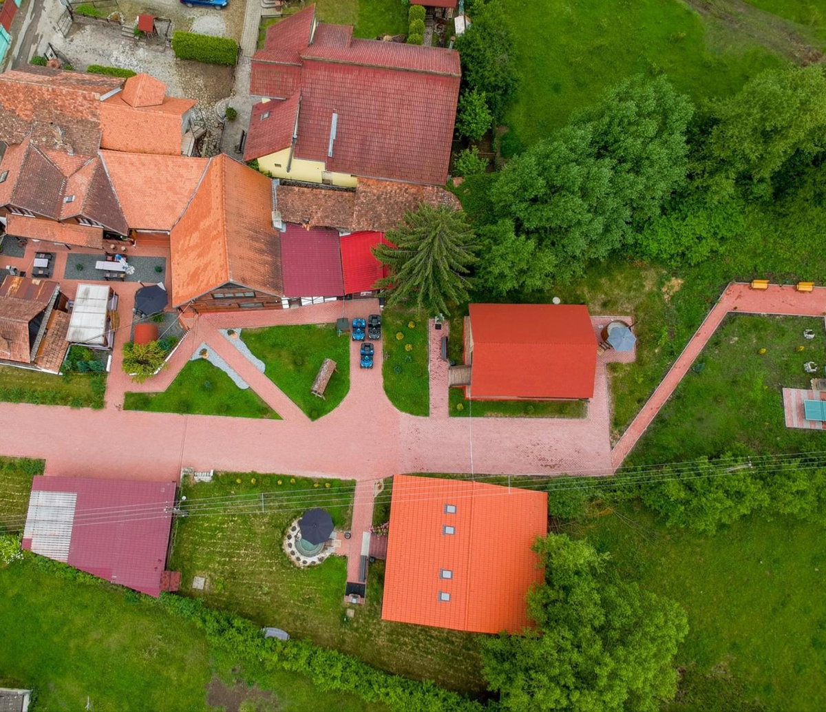 Hotel · Cabanele Sașilor, Cisnadioara