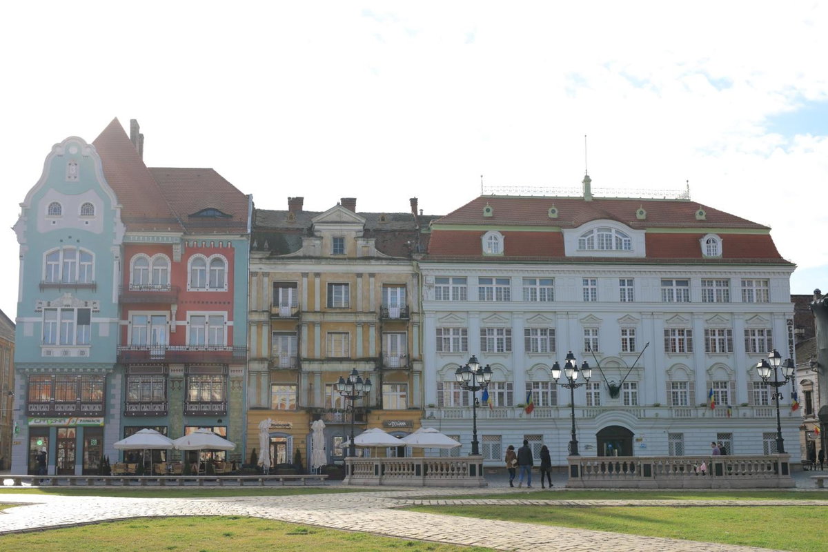 Chic Apartment in Historical City Center, Romania