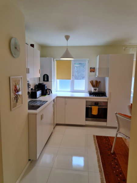 Apartamentul ALB, Buşteni, Romania