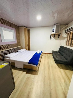Hotel Lares 70 Laureles, Medellín, Colombia