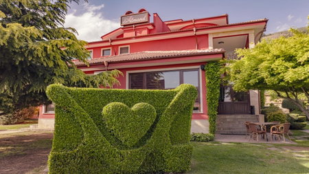 Hotel-restaurant Almond, Karlovo, Bulgaria
