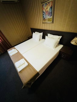 Hotel-restaurant Almond, Karlovo, Bulgaria