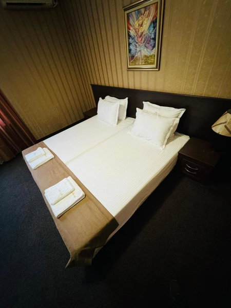 Hotel-restaurant Almond, Karlovo, Bulgaria