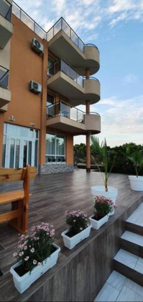 Hotel · Guest House - Spring, Lozenets
