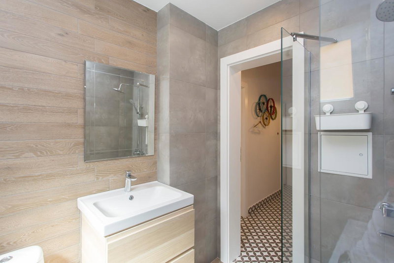 Sunny and Modern 1BDR Apartment in the Center, Sofia, Bulgaria