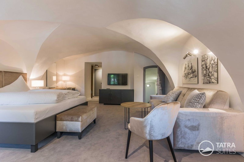 TATRA SUITES Boutique Suites Deforte Secret Chamber, Poprad, Slovakia