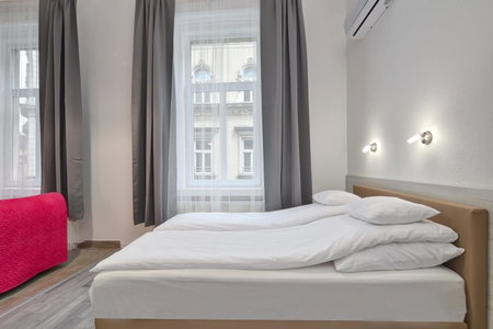 Heart of Downtown Apartment, Budapest, Hungary