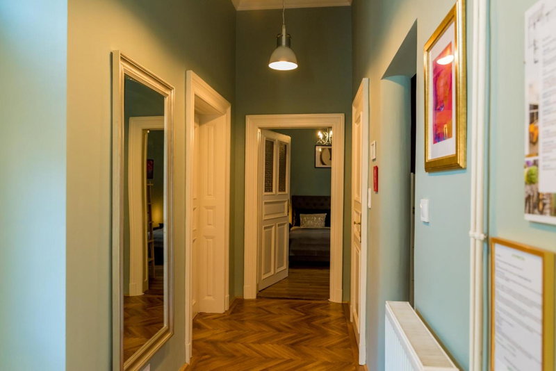 R38 - Artists luxury home, Budapest, Hungary