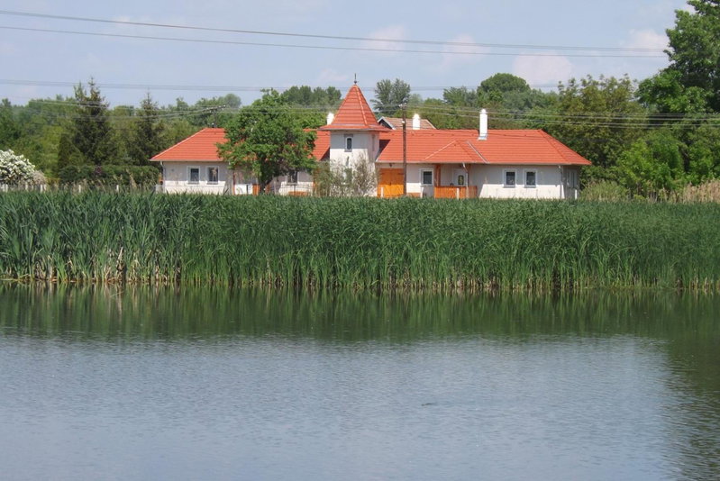 Nagybajcsi Körtefa Vendégház, Nagybajcs, Hungary
