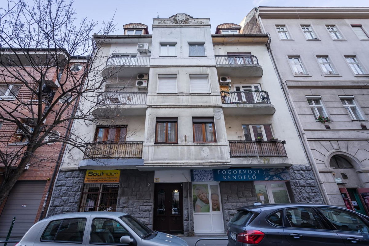 BpR Blue Paradise Apartment with A/C, Hungary