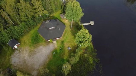 Karhunhovi, Pääjärvi, Finland