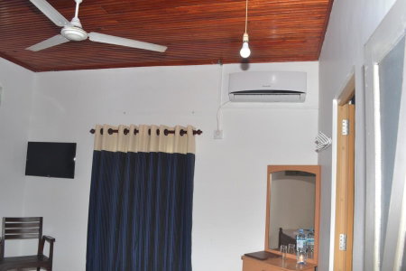 Hotel Thilon, Katunayake, Sri Lanka