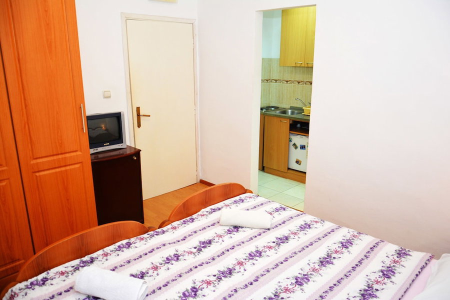 Apartments Vesna, Bigovo, Montenegro