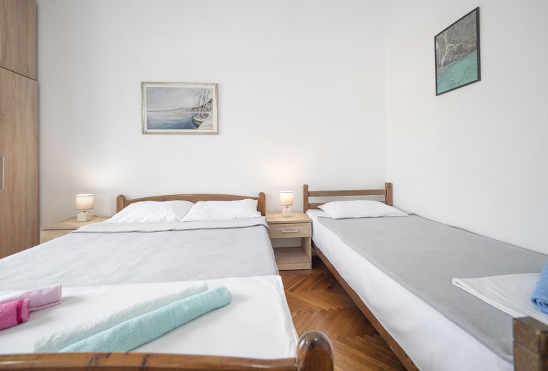 Madra rooms & apartments, Budva, Montenegro