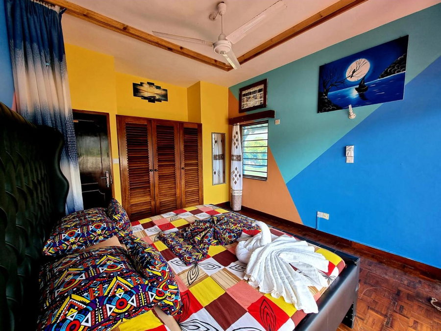 Lux Suites Solar Holiday Apartments, Shanzu, Kenya