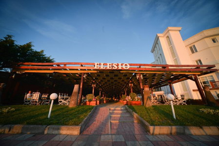 Hotel Elesio, Golem, Albania