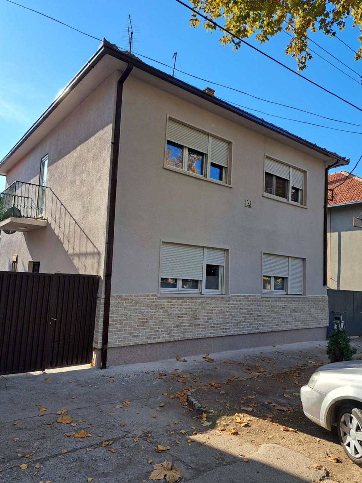 Dvoriste Danguba, Serbia
