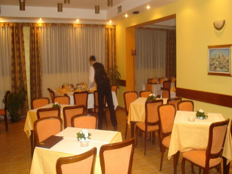 Hotel Vila Sunce, Stara Pazova, Serbia